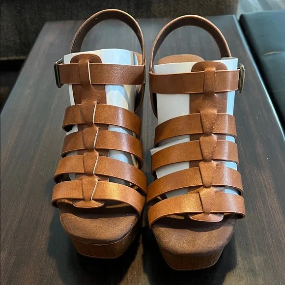 Sonoma Brown Platform Sandals - Picture 1 of 5